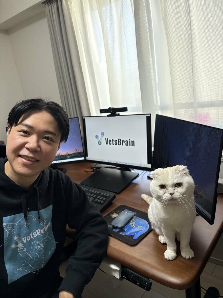 起業のきっかけとなった愛猫リズちゃんも元気