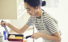 松本まりかさんも納得!? 料理芸人が作る和食が衝撃的「この味噌汁は斬新!!」