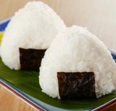 「炊き忘れたらこれ」炊飯器を使わず最短15分！お米がふっくら炊ける驚きの便利術