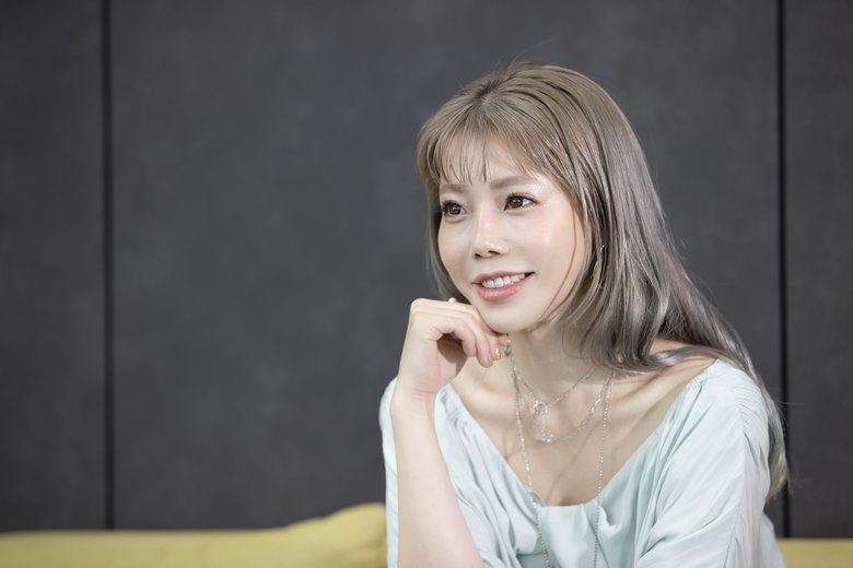 取材に応じる住谷杏奈さん