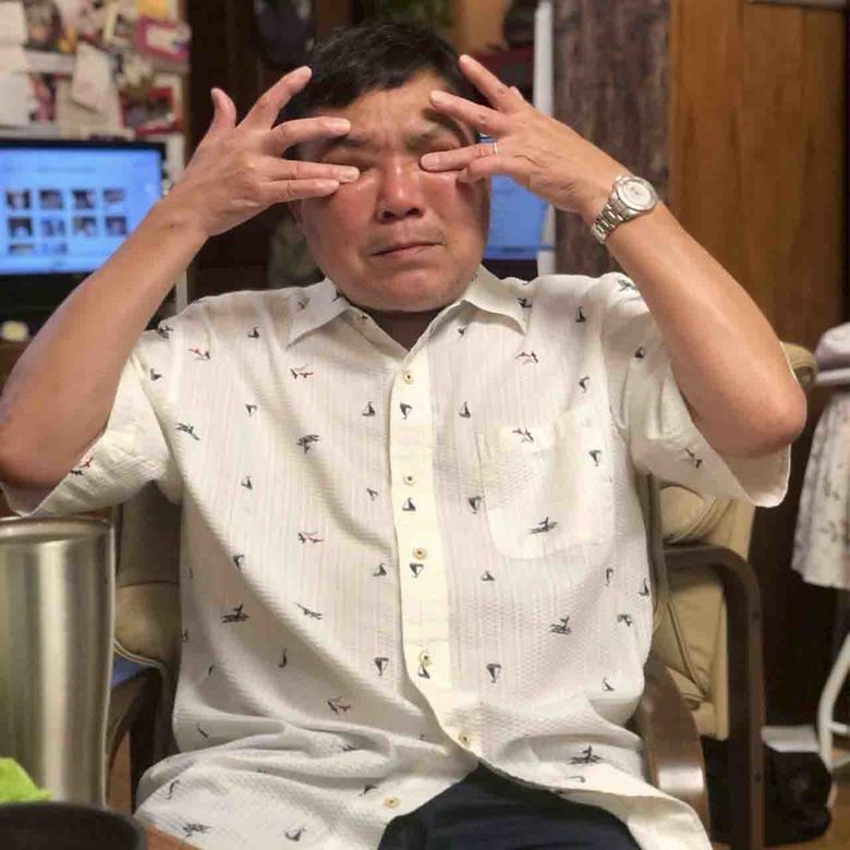 2人の結婚を聞き歓喜で号泣するトミーズ雅さん