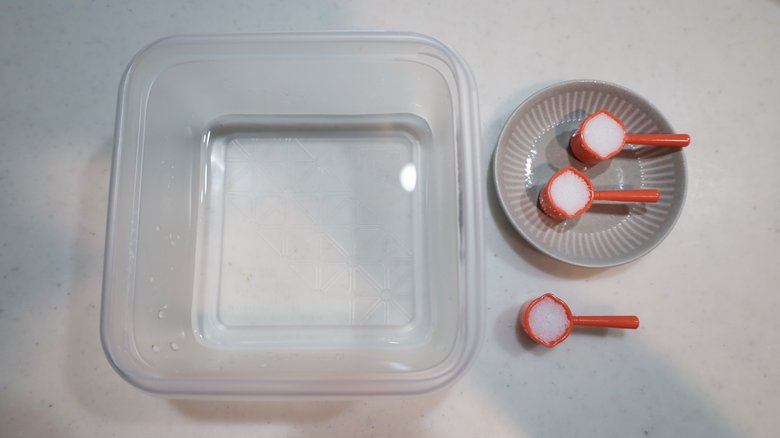 【ブライン液の作り方】水120mlと砂糖小さじ2（約6g）、塩小さじ1（約6g）を混ぜればOK