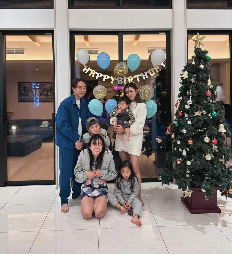 クリスマスツリーと一緒に