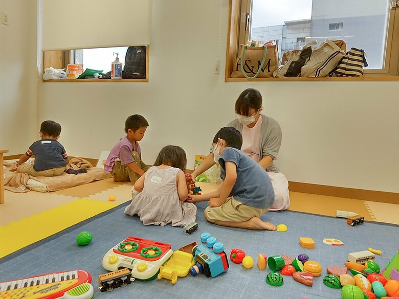 千葉市美術館では託児所サービスも利用できる