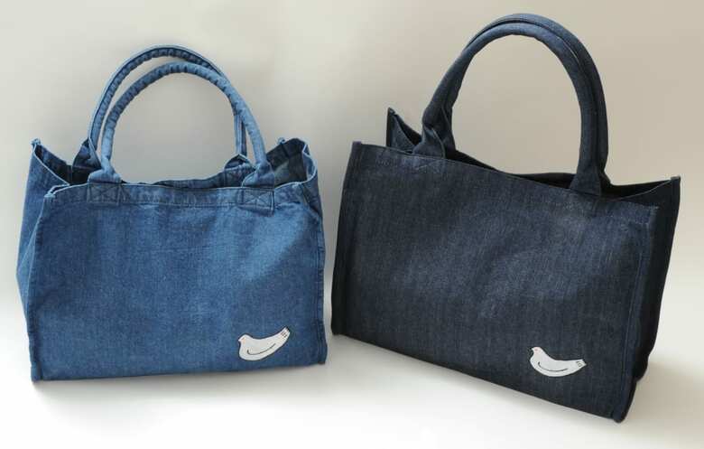 ワンポイントのデザインがおしゃれな「ポーポバッグ」（2000円）