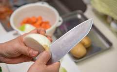 旬な新玉ねぎで血管が若返る!?○○との組み合わせで驚くべき健康効果が