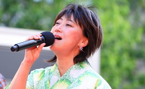友近「仕事と結婚を天秤にかけた時もあった」が今は違う 芸人としての現在地