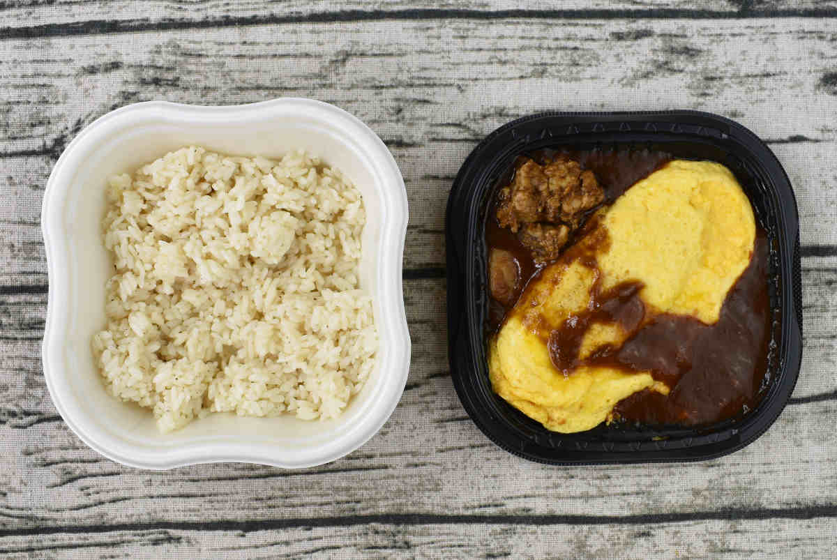 セブンイレブンのおすすめランチ「玉子を味わう! ビーフシチューオムライス」のアップ画像