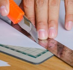 ｢カッターを使う時は課長に報告!?｣ 注目を集める弊社の謎ルール