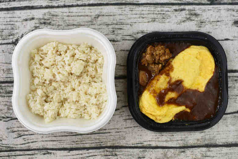 セブンイレブンのおすすめランチ「玉子を味わう！ ビーフシチューオムライス」のアップ画像