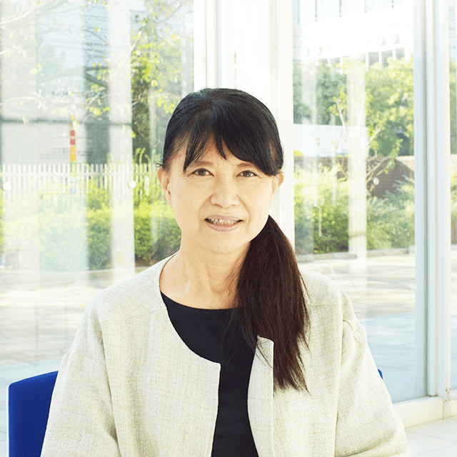 東京成徳大学大学院教授・博士（心理学）。長年、小中学校のスクールカウンセラーを務める。著書に『子どもに「クソババァ」と言われたら－思春期の子育て羅針盤－』など。