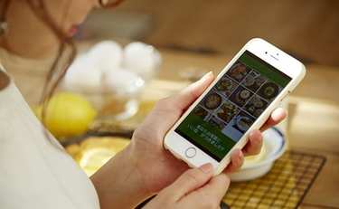 同僚の「＃いいねしてね」に心がザワつく理由【心理士に聞く】