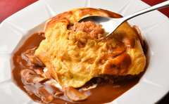 RIKACOさんの絶品オムライス。仕上げに使うのは…