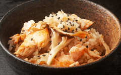 菊地亜美さん驚愕…味つけなしで最高に旨い「絶品炊き込みご飯」