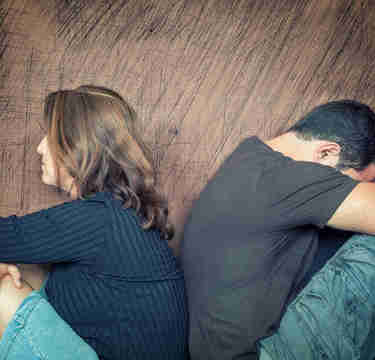 妊娠中の妻から「寂しい」の連続攻撃…疲弊する夫婦のすれ違いを紐解くには