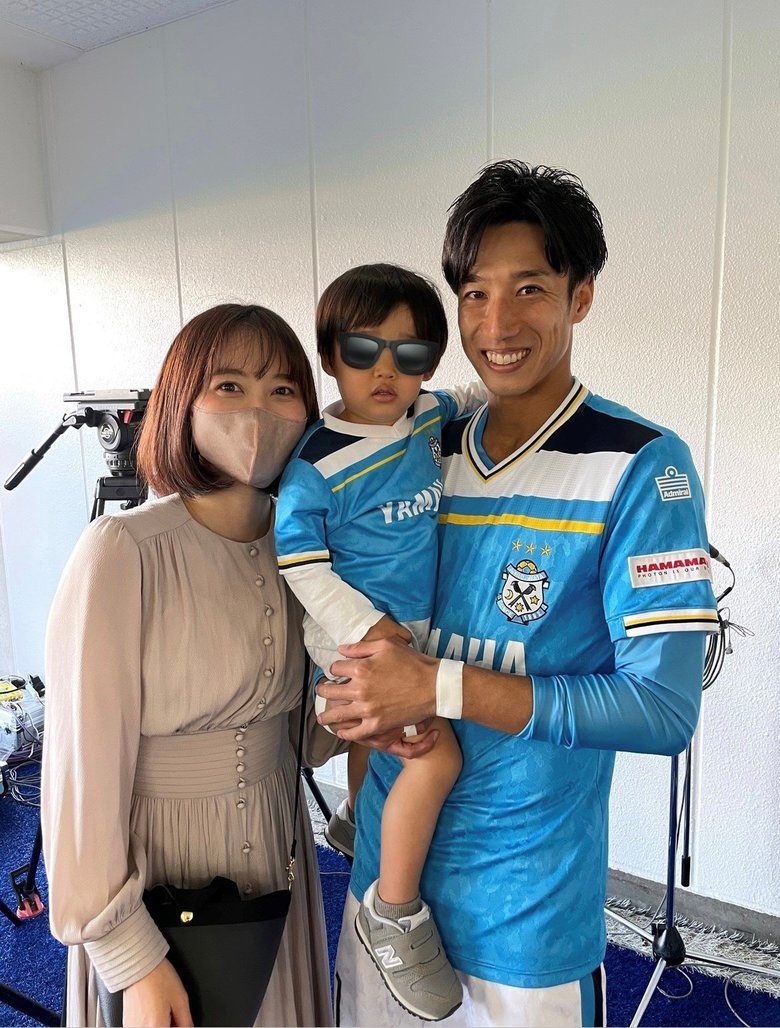 お子さんはパパとお揃いのユニフォーム姿でピッチ入場も