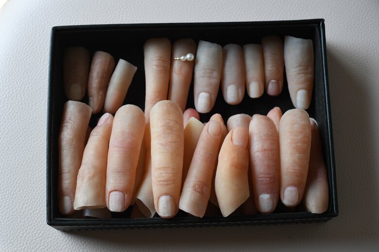 リアルに再現されている指のエピテーゼ