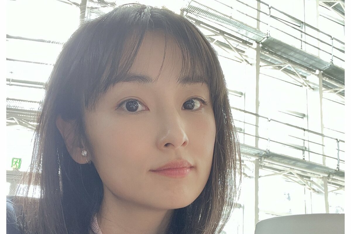 「電撃引退から10年」仕事がすべててだった林丹丹「この人の将来を見たい」決断の真相と結婚の決め手を明かす|CHANTO WEB