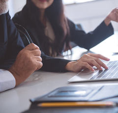 女性が働きやすい業界ランキング！医薬品業界を抑えて1位を獲得したのは？