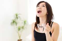 「うがい薬」にも種類があること知ってる？目的や症状に効果的な選び方