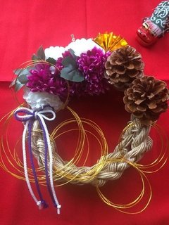 100均材料だけで作るしめ縄リースの作り方レシピ