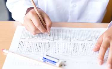 生徒がセンター試験＝簡単という認識!?ダメな自分を肯定させた原因は…