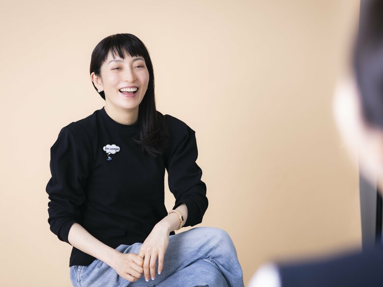 取材中、家族の話で笑みがこぼれる
