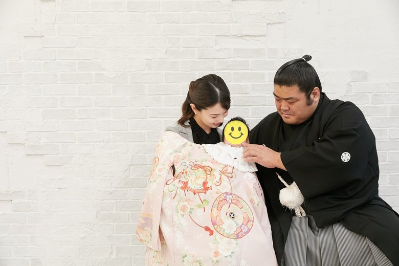 卵子凍結や不妊治療の末、2023年に長女を出産