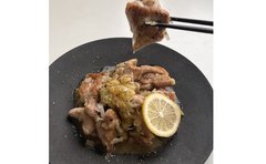 「許せない！」お腹が空きすぎる人続出の飯テロ鶏料理に7.6万いいね「この味で材料たった2つ」