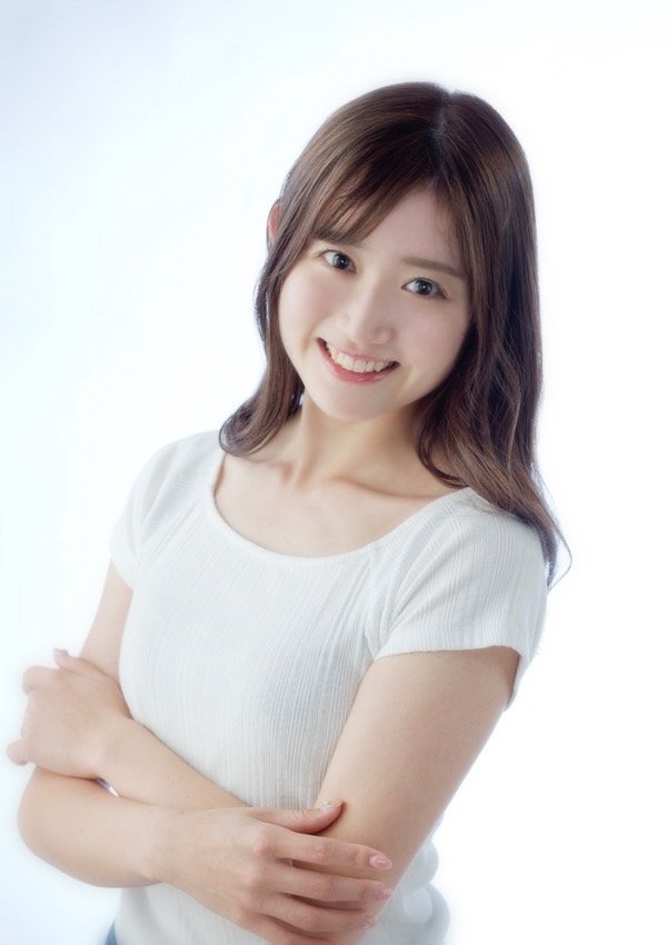 締切10分前に応募したというミス・ジャパン佐賀大会へのエントリー写真「初々しくて清楚！」