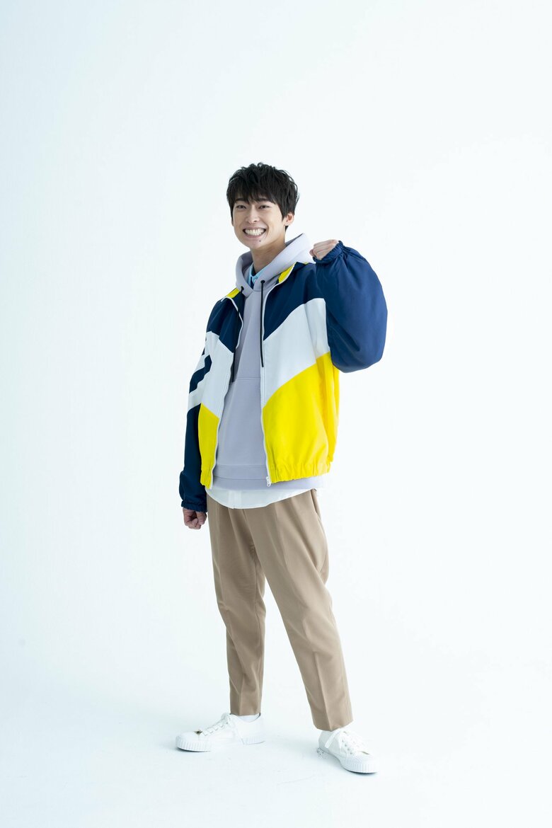 スポーティーなファッションがお似合いの福尾さん