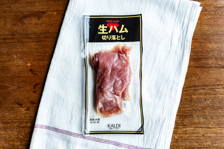 ジャンボンフーズ 生ハム切り落とし　120g 338円【税込】