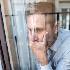 「虚しく生きる顔を子どもに見せるより」不倫相手との再婚を選んだ夫の話