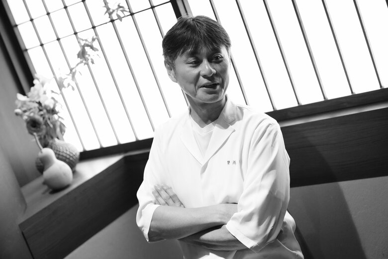 「賛否両論」店内で行ったインタビュー