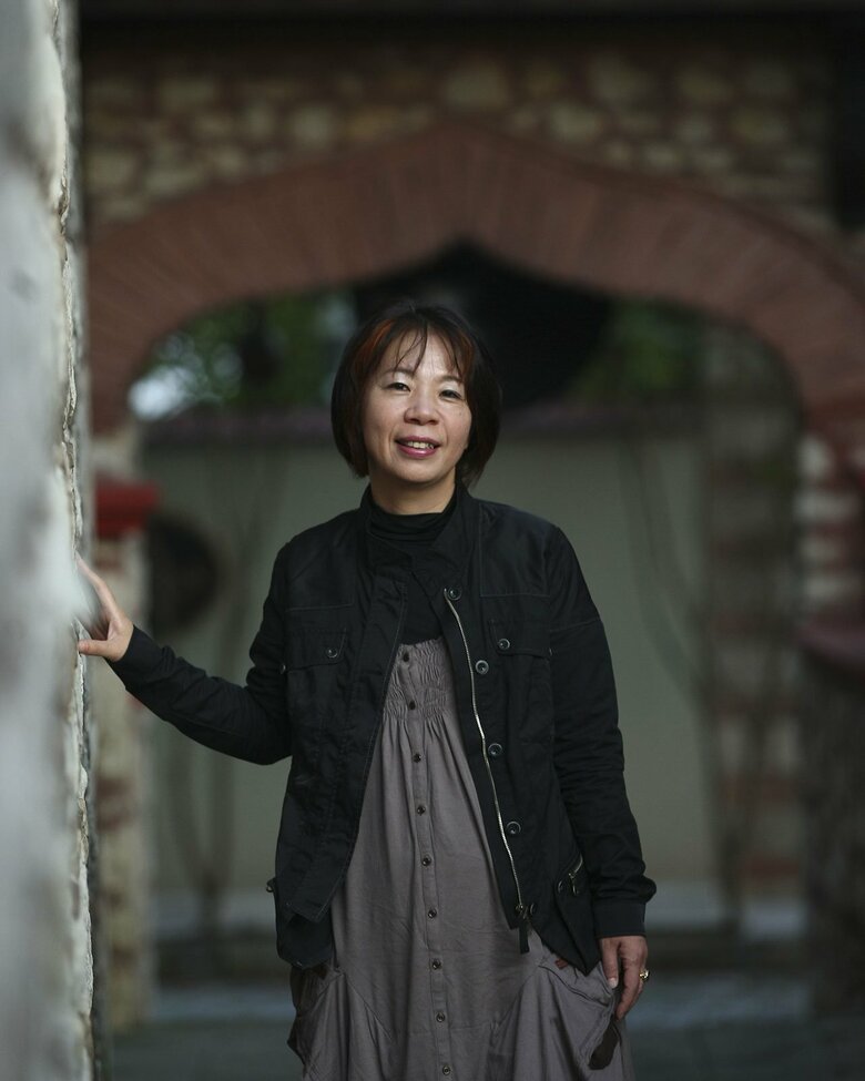 “プロ”としてヒットを連発、作詞家としての地位を築いていった