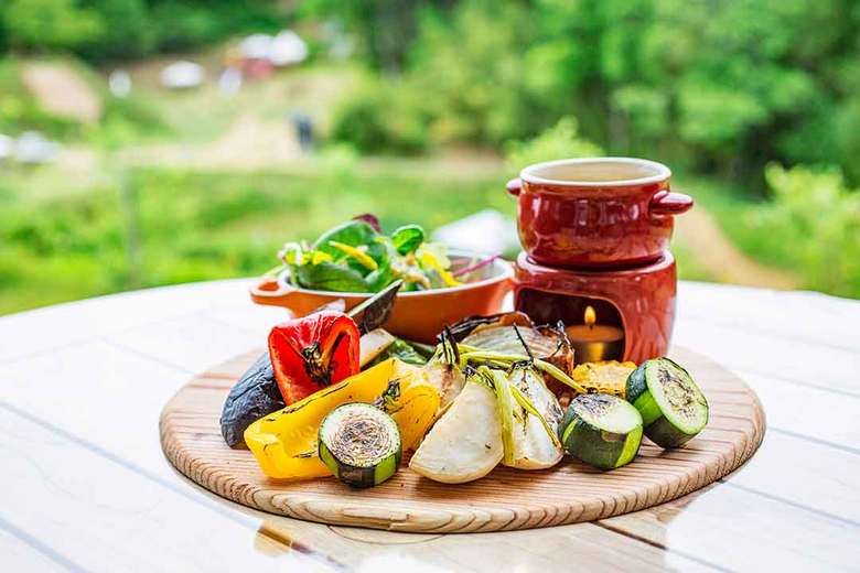 農園夏野菜のバーニャカウダ仕立て 1,598円（税込）