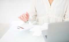 「モモ肉100g50円よ」鼻につく節約自慢を聞かされた人の意外な結末