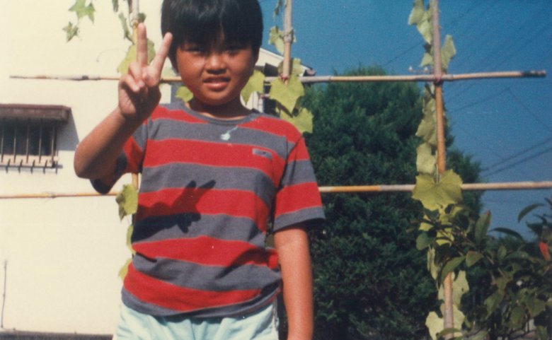 小学生の頃のまちゃまちゃさん。当時からお笑いのセンスがあったよう