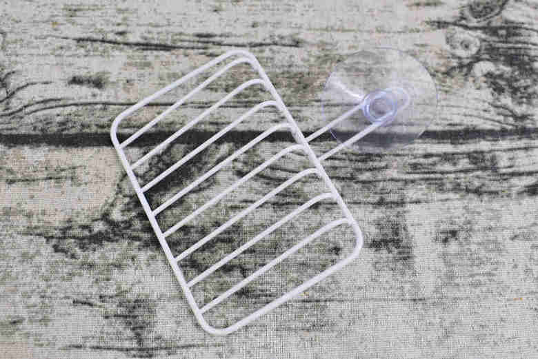 セリアのおすすめ商品「ソープディッシュ」の実物画像