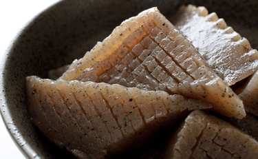 健康効果は最強!?こんにゃくの新常識「〇〇は捨てちゃダメ!?」