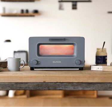 いつものパンが”最高の朝食”に！バルミューダのトースターは何がそこまで違うのか！？