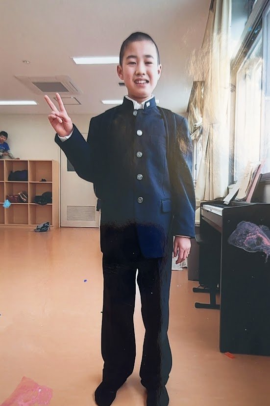 中学生の光汰朗さん。成長とともにこだわりが和らいでいった