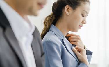 人前で緊張して失敗する人がついやっちゃうクセ「それは盲点だ…」