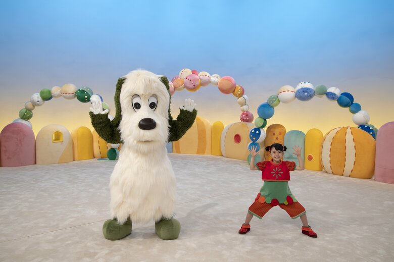 ワンワンと、7代目の女の子はるちゃん (C)NHK・NED