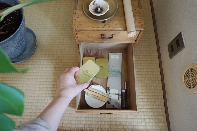 五感を満たすお香も取り入れる