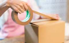 GLAY・TERUさんの段ボール映画館が話題「少しの工夫で室内遊びが変わった！」