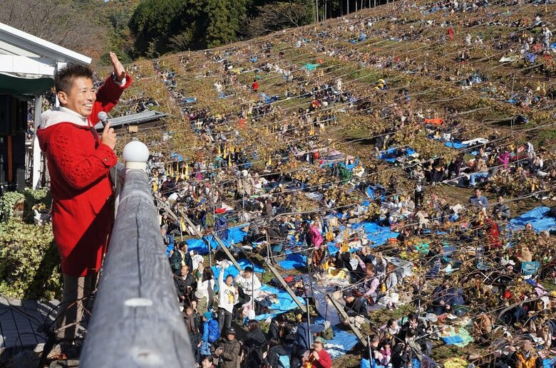 収穫祭には毎年1万人のお客さんが訪れ、大盛況