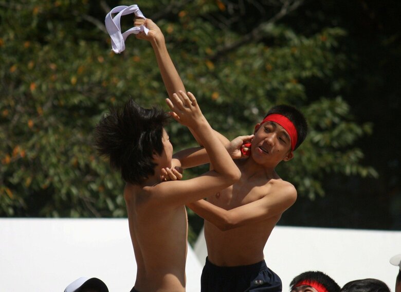 最近は騎馬戦を行う学校が減っていく傾向に