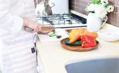 何歳になっても美しい長谷川京子さんの秘密は料理に!?