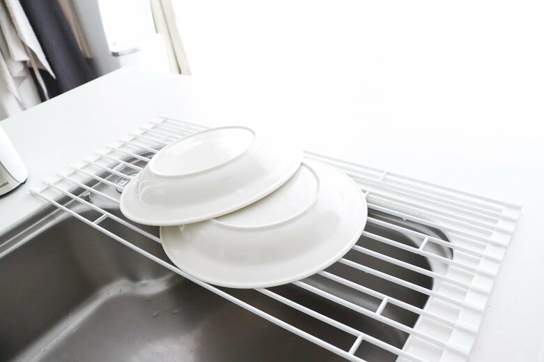 大皿は重ねて収納したほうが断然安定感がある